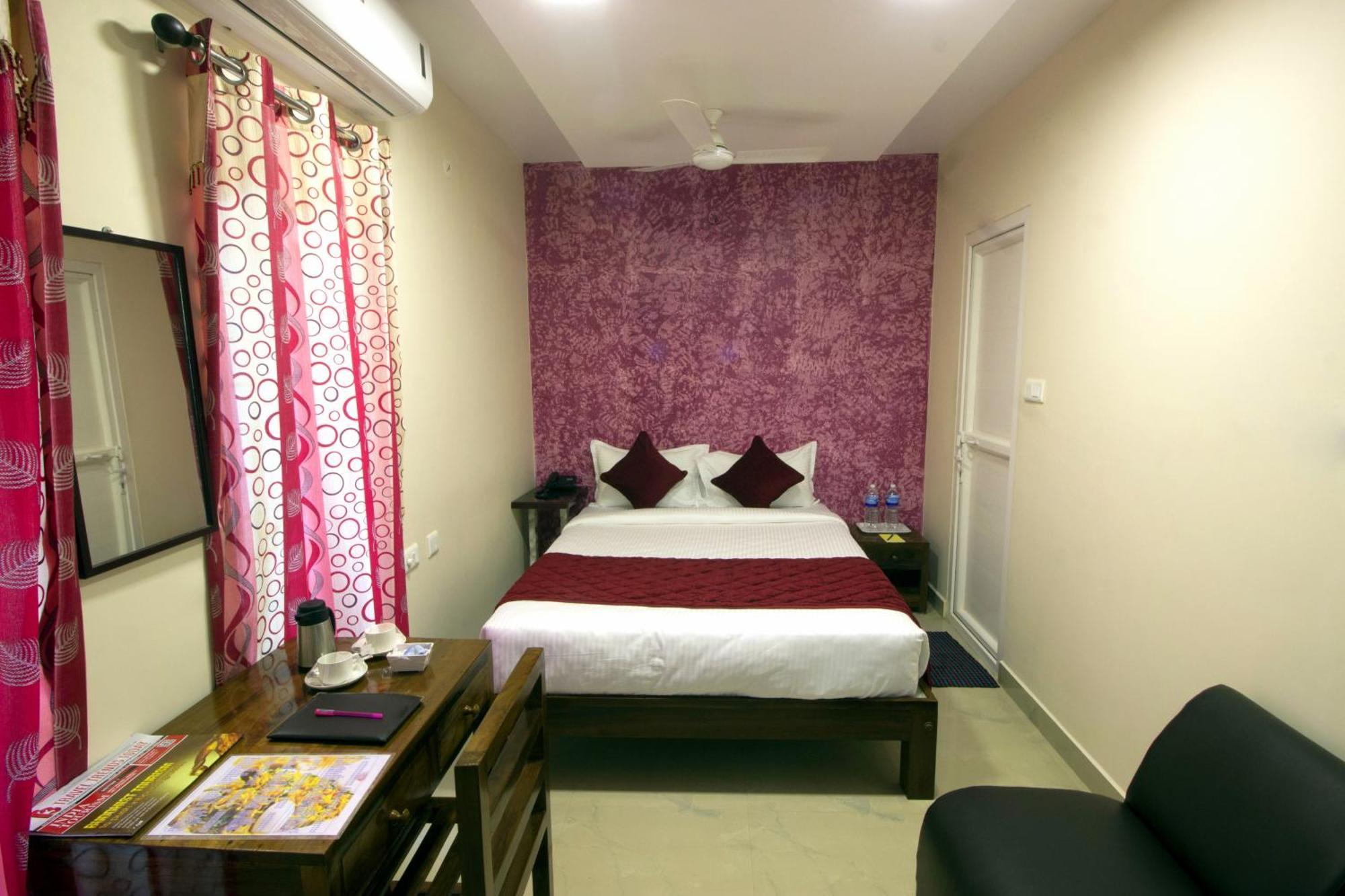 Serenity Sands Beach Resort Pondicherry Exterior photo