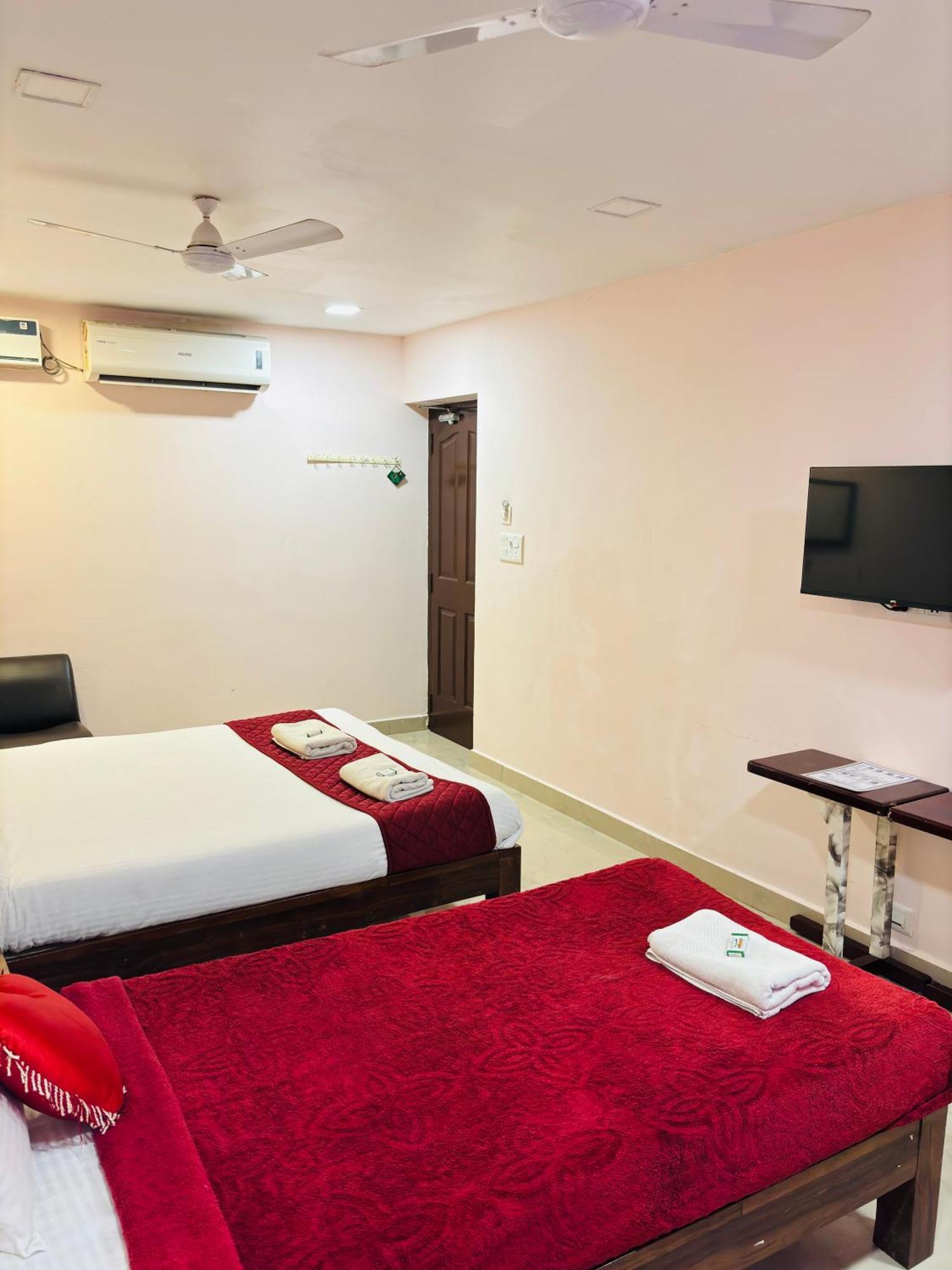 Serenity Sands Beach Resort Pondicherry Exterior photo